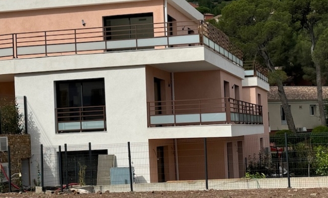 Projet fini : construction d'un immeuble tout corps d'état à Saint-Raphaël, Fréjus, AI Construction